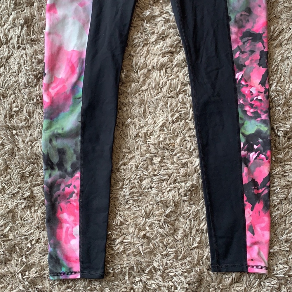 ATHLETA High Rise Chaturanga Bloom Leggings - Picture 4 of 13